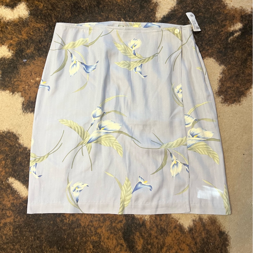 Vintage Tommy Bahama Sky Blue Floral Skirt